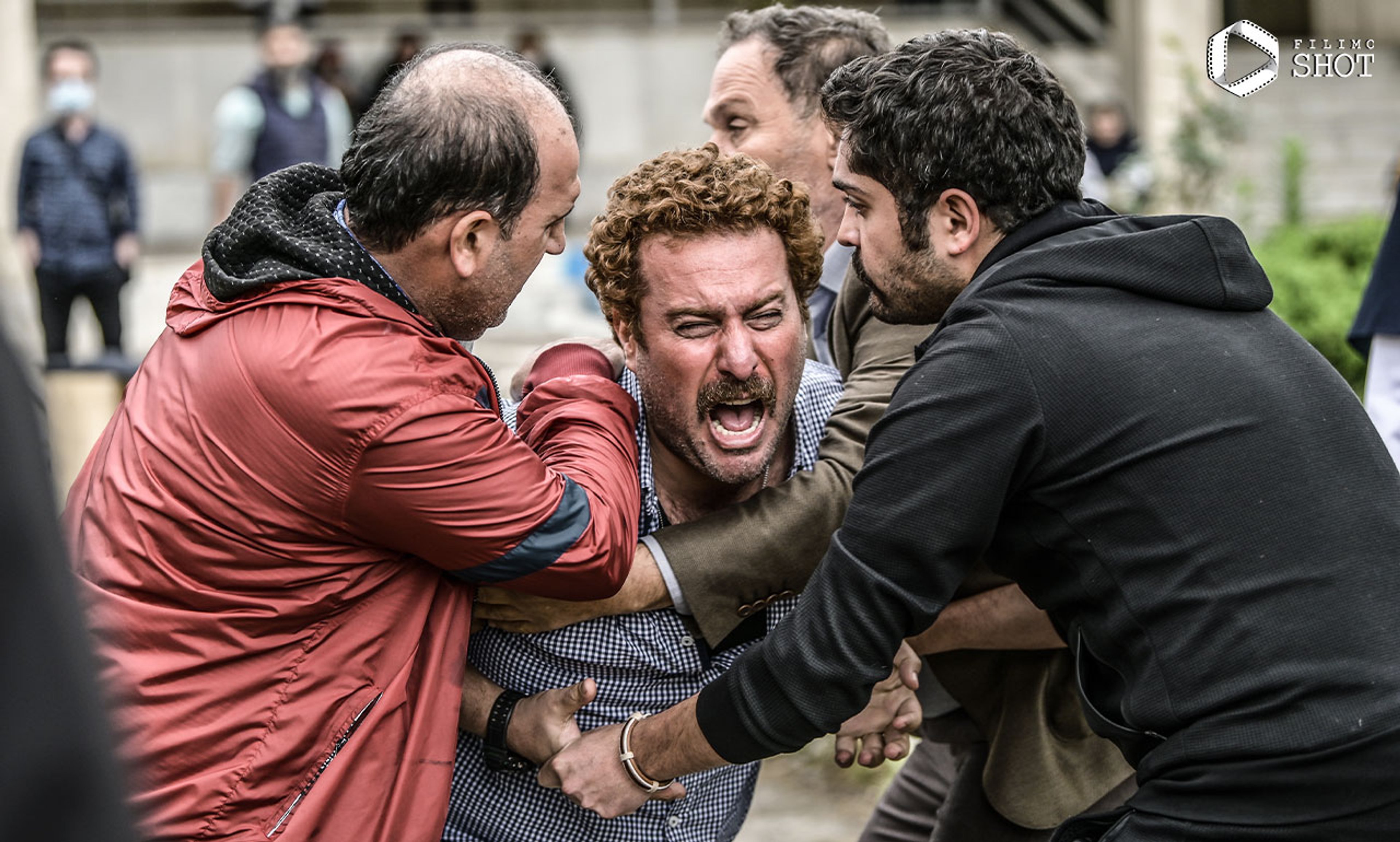 بازی را بکش